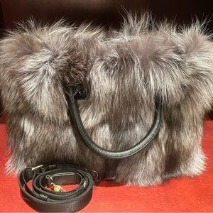 BNWT Jaley Coll. faux fur bag w/ black leather accents. 16"x8"
